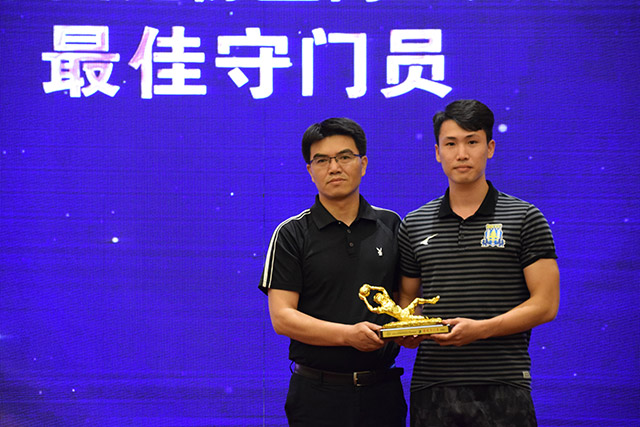 NBA历史最佳球员票选揭晓：詹姆斯小胜乔丹，科比得票颇少